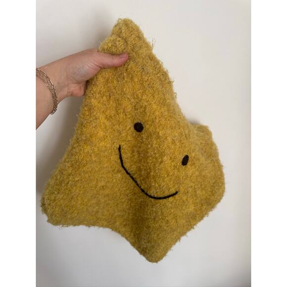 Urban Outfitters Fuzzy Knit Boho Smiley Face Tote Bag. One Size - Picture 7 of 7